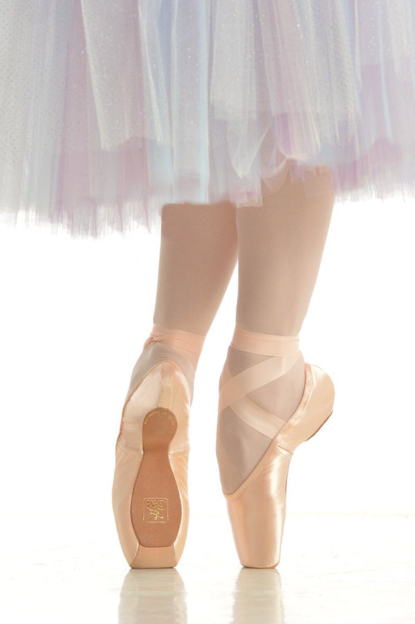 Lyra - Premium Pointe Shoes (Special Order) – Ma Cherie Dancewear